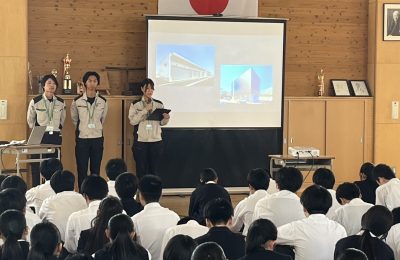 富山工業高校で卒業生の体験講和を行いました。